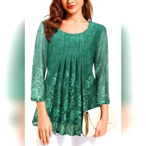 Women's Floral Amber Green 3/4 Sleeve Scoop Neck Casual Blouse Pullover Top.